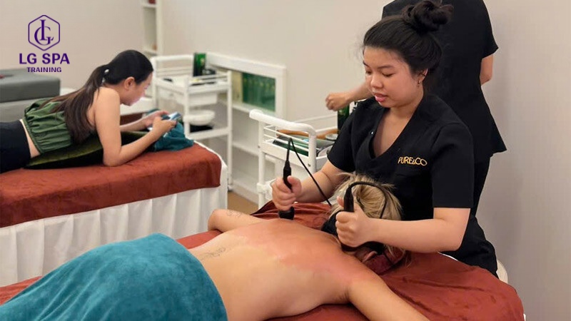 Học viện Queen Spa đào tạo nghề spa chất lượng