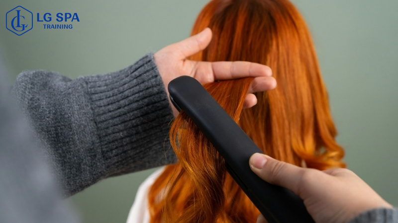 Nghề làm tóc và tạo mẫu tóc chỉ cần bằng cấp 3