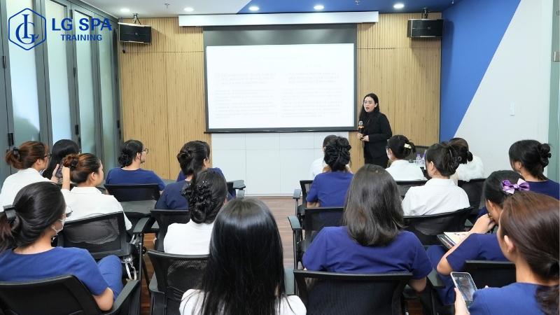 học làm chủ spa