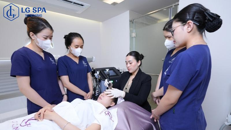 làm spa thì học ngành gì