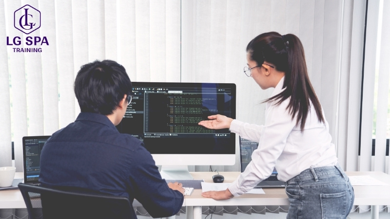 24 tuổi học nghề công nghệ thông tin