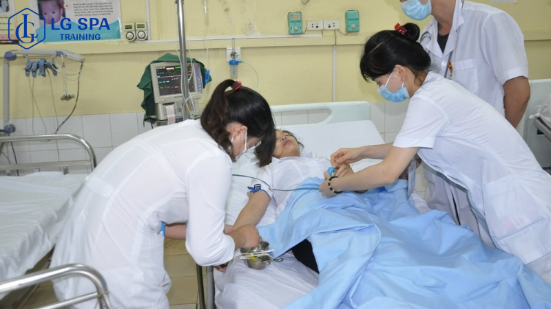 26 tuổi học ngành chăm sóc sức khỏe