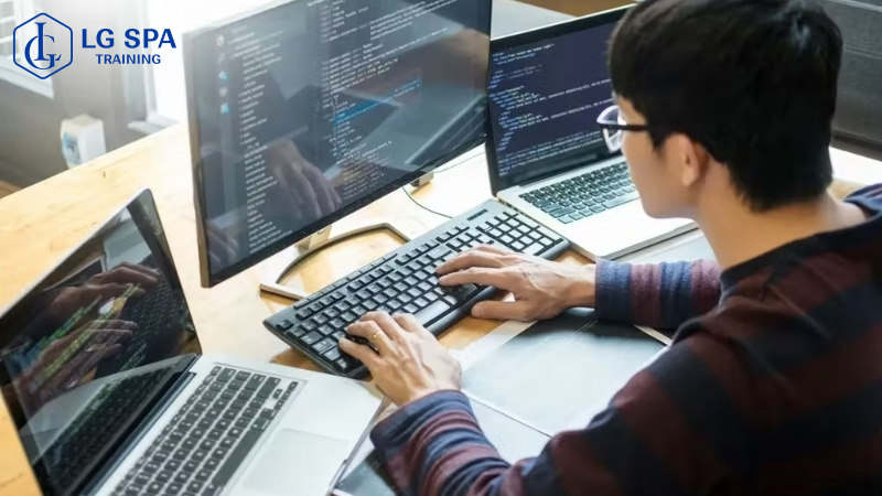 35 tuổi làm nghề coder