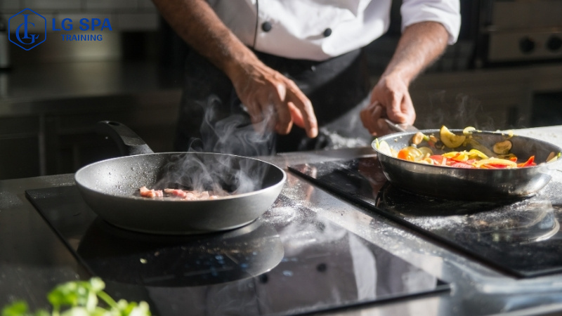 Học nghề đầu bếp cho phụ nữ có gia đình