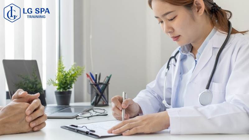 Ngành y học cho nữ hướng nội