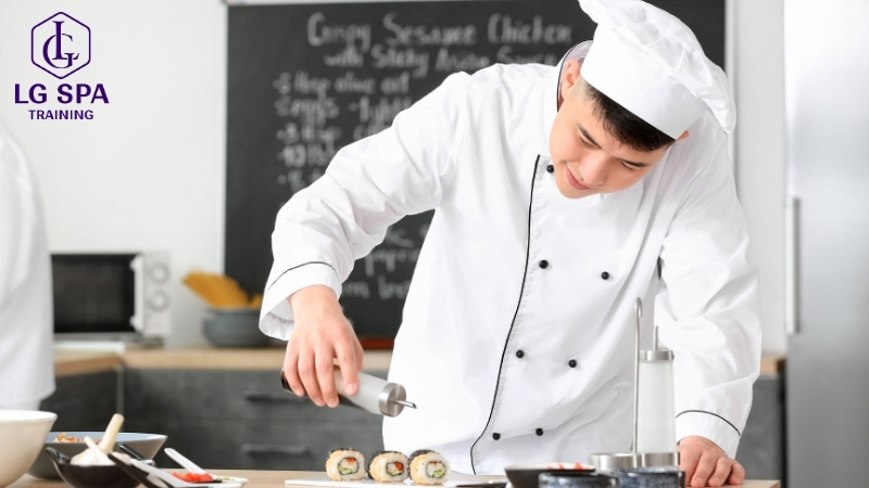 Học nghề gì dễ kiếm tiền? Học nghề đầu bếp