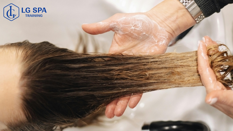 học nghề gội đầu dưỡng sinh cho phụ nữ có gia đình