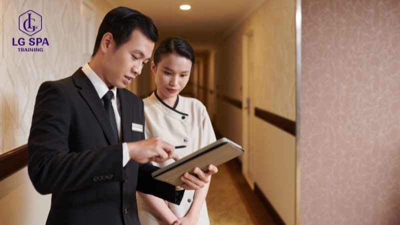 Nên học nghề gì bây giờ? Nghề dịch vụ nhà hàng khách sạn