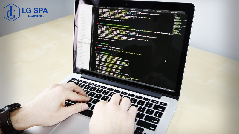 làm nghề IT coder dễ kiếm việc