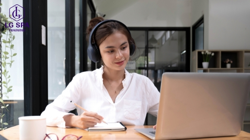 ngành biên phiên dịch viên cho nữ dễ làm