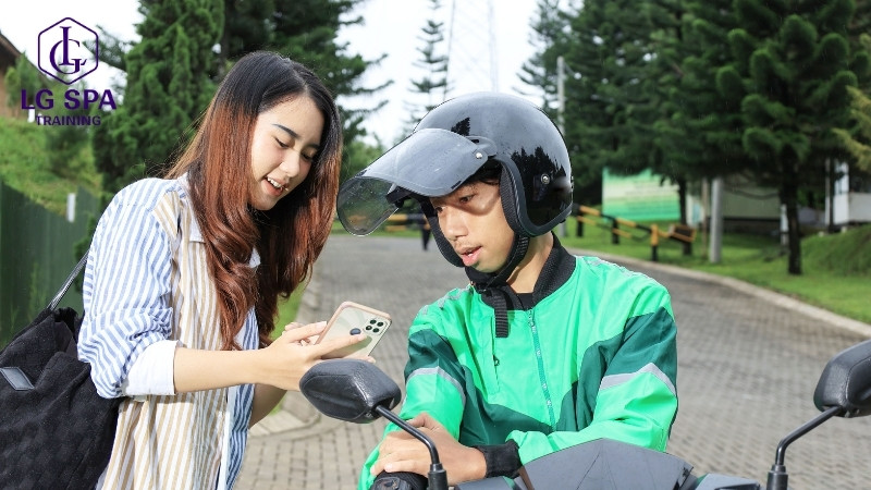 nghề tài xế công nghệ là nghề không cần bằng cấp