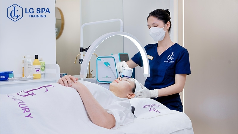 kỹ thuật viên giàu kinh nghiệm góp phần thành công khi kinh doanh spa