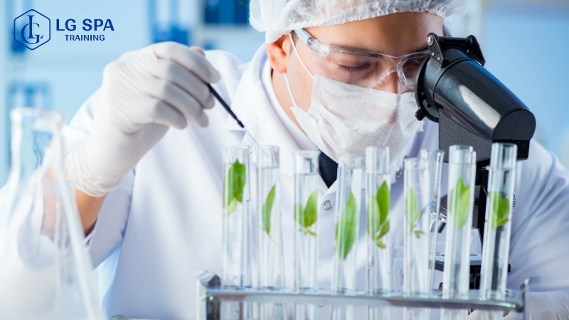 4.0 học nghề công nghệ sinh học thu nhập cực khủng