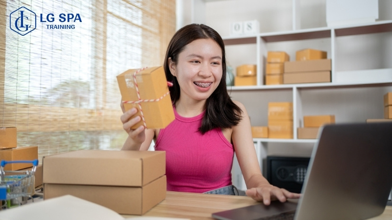 nên học đại học hay học nghề kinh doanh online