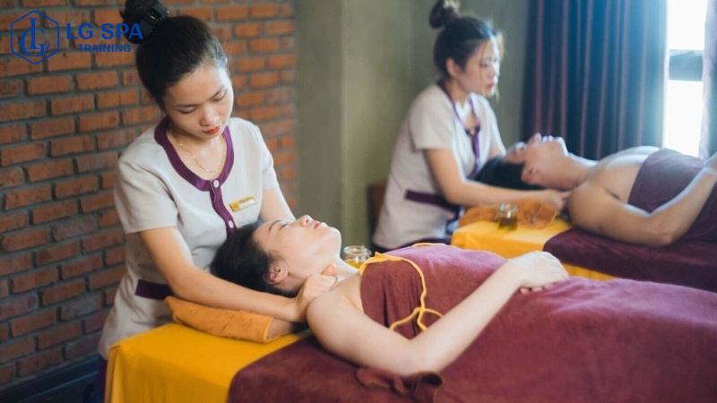 học nghề massage ngắn hạn cho nữ