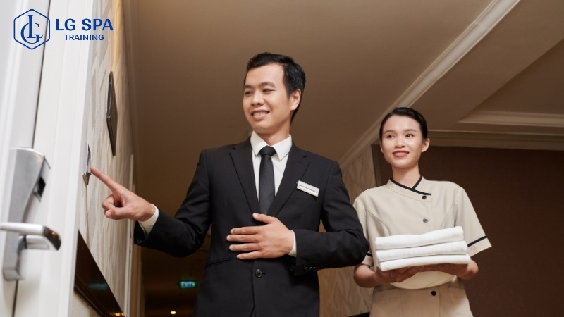 nghề nhà hàng khách sạn cho nam không cần bằng cấp