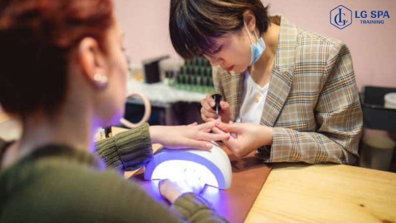 học thêm 1 nghề tay trái? học nghề nail