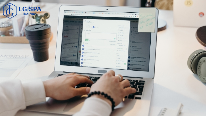 học nghề tay trái Sáng tạo nội dung số (Content Creator)