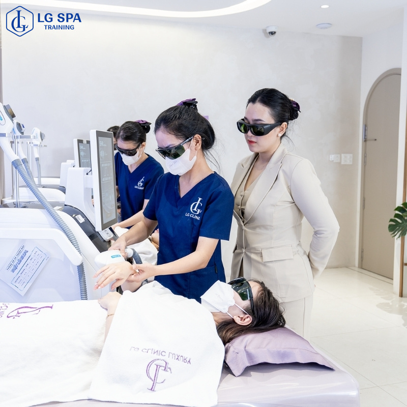 học thêm 1 nghề tay trái - học spa