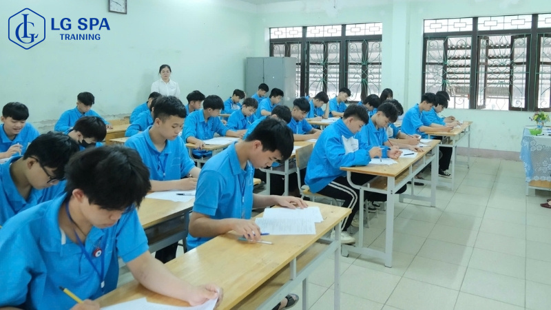 trường cao đẳng dạy nghề số 1 bộ quốc phòng