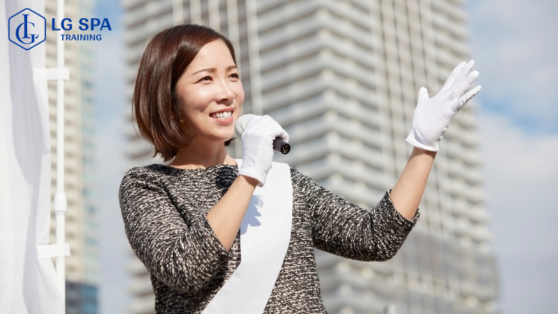 giỏi giao tiếp học quan hệ công chúng