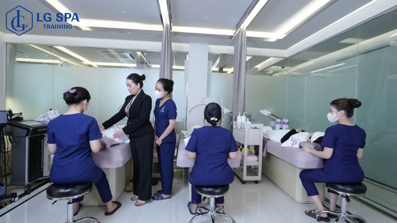 2k6 nên chọn nghề spa
